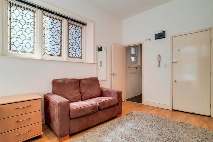 Studio To Rent In Collingham Place, South Kensington, SW5