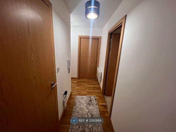 2 Bedroom Flat To Rent In Cherrydown East, Basildon, SS16