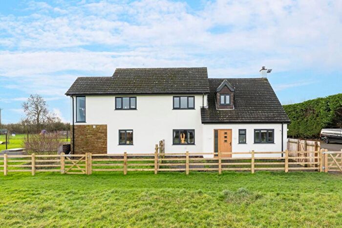 4 Bedroom Detached House For Sale In Northampton Road, Welford, NN6