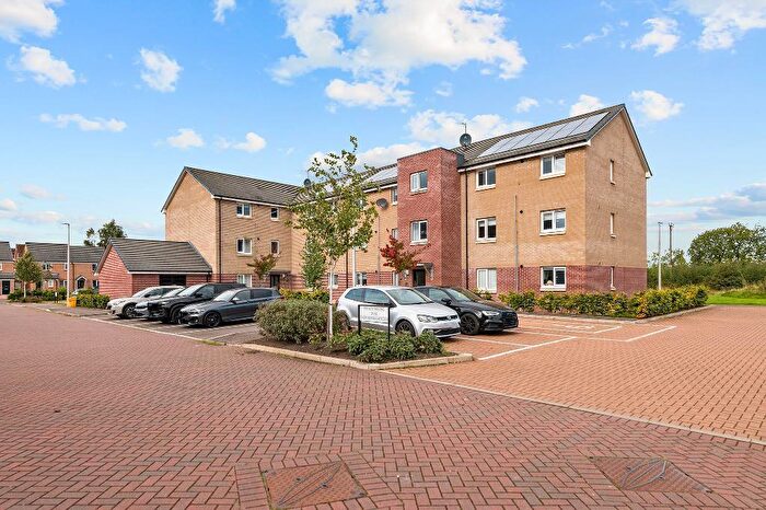2 Bedroom Flat For Sale In Thornbank Crescent, Falkirk, FK2
