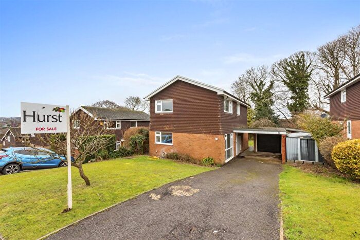 4 Bedroom Detached House For Sale In Foxhill Close, High Wycombe, HP13