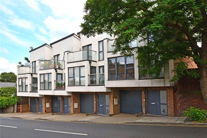 3 Bedroom End Terrace House For Sale In Holly Bush Row, Dermody Road, Hither Green, London, SE13