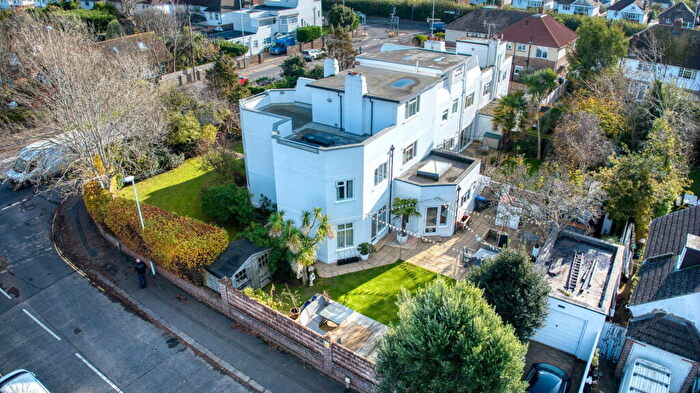 4 Bedroom Detached House For Sale In Shaftesbury Avenue, Goring-by-Sea, Worthing, BN12