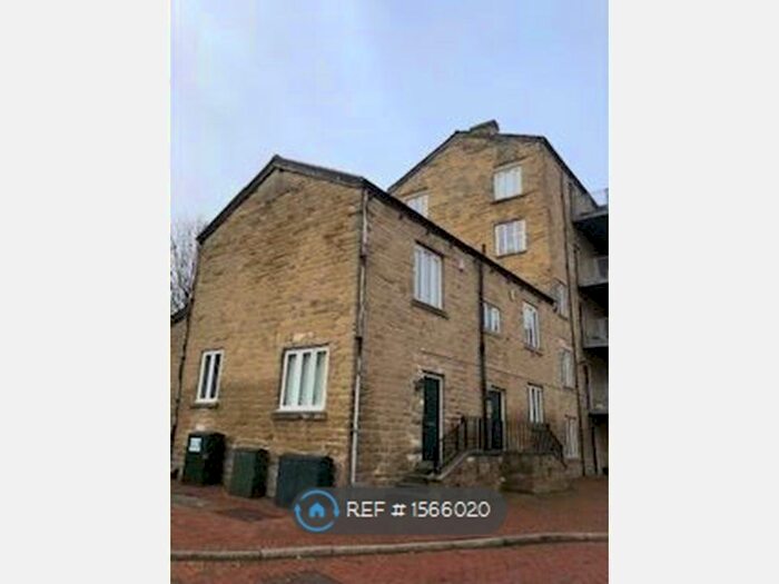 2 Bedroom Terraced House To Rent In Carr Mills, Leeds, LS7