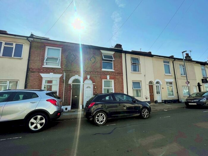 3 Bedroom Terraced House To Rent In Stansted Road, Southsea, PO5