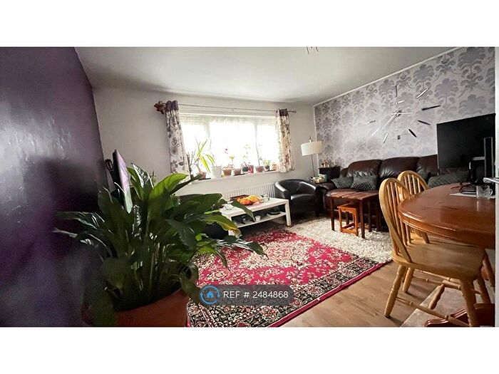 2 Bedroom Flat To Rent In Mapledene Road Newcastle, Newcastle, NE3