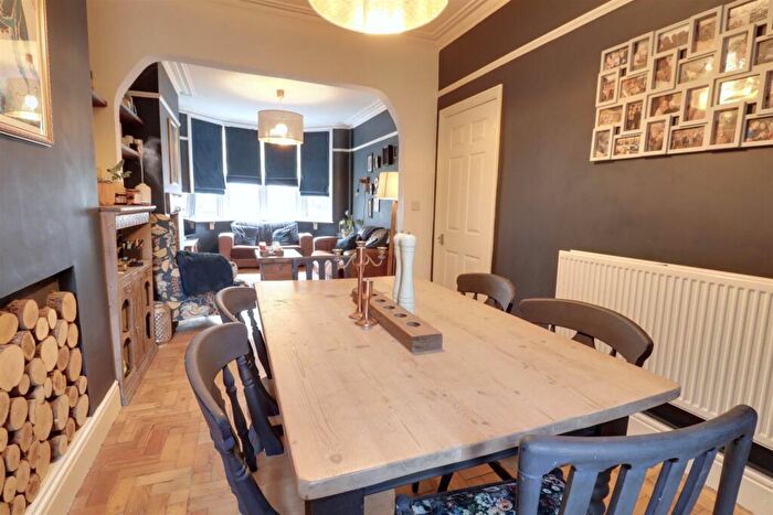 3 Bedroom Terraced House For Sale In Gainsborough Road, Crewe, CW2
