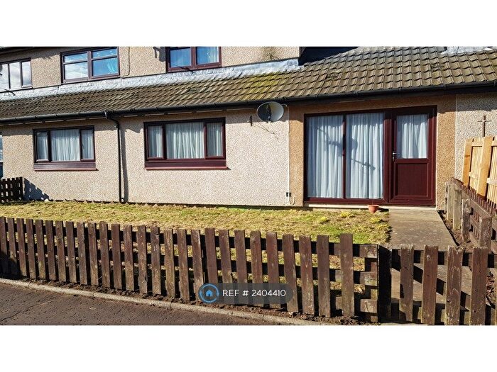 3 Bedroom Flat To Rent In Melbourne Street, Livingston, EH54