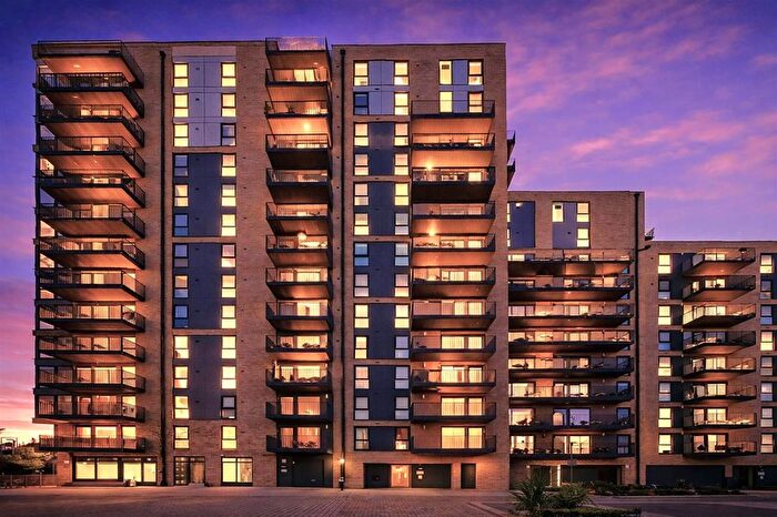 2 Bedroom Flat For Sale In Hampden Road, Altitude Point Hampden Road, N8