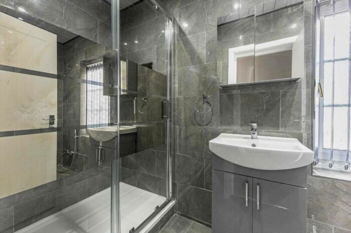 5 Bedroom Detached House To Rent In Staines Road East, Sunbury-On-Thames, TW16