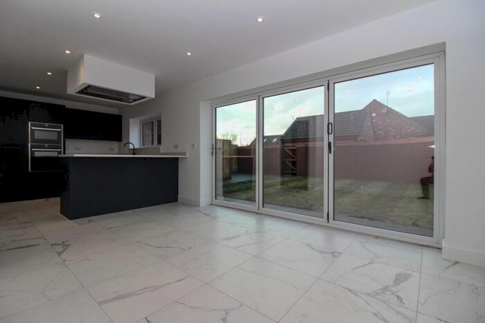 4 Bedroom Detached House For Sale In St. James Road, Orrell, Wigan, WN5