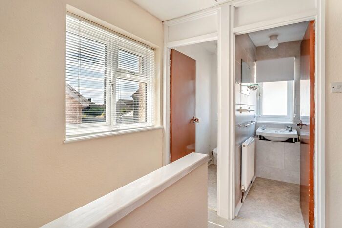 3 Bedroom End Of Terrace House For Sale In Thornwell Road, Chepstow, Monmouthshire, NP16