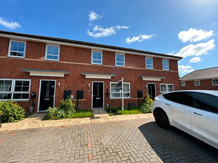 3 Bedroom Terraced House For Sale In Cranwell Crescent, Eaton Leys, MK17