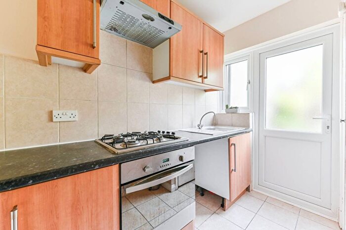 3 Bedroom Terraced House To Rent In Kimberley Road, Selhurst, Croydon, CR0