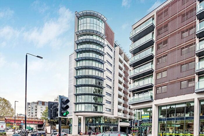 2 Bedroom Flat To Rent In Stamford Square, Putney, SW15