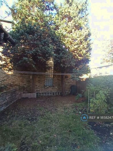 2 Bedroom Flat To Rent In Aubert Park, London, N5