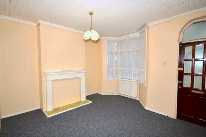 3 Bedroom Terraced House To Rent In Humberstone Road, Plaistow, London, E13