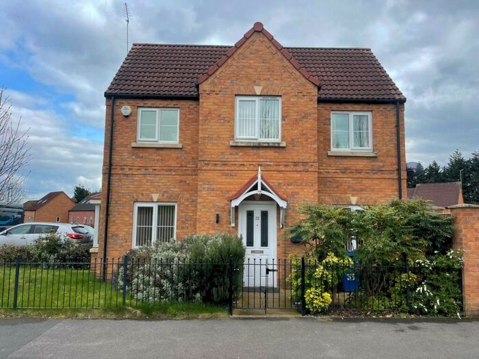 3 Bedroom Semi-Detached House To Rent In Kingfisher Drive, Mexborough, S64