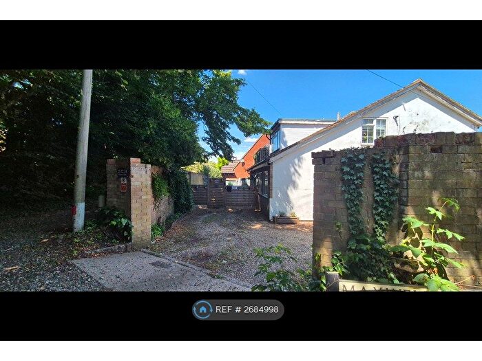 1 Bedroom Maisonette To Rent In Maxwells Path, Hitchin, SG5