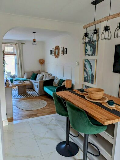 2 Bedroom Town House To Rent In Fairfield Hill, Stowmarket, IP14