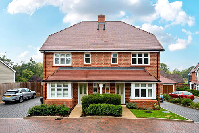 3 Bedroom Semi-Detached House For Sale In Clarence Mews, Leatherhead, KT22