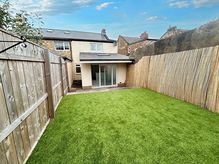 3 Bedroom End Of Terrace House For Sale In Tyne Street, Winlaton, Blaydon-On-Tyne, NE21