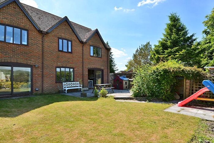 4 Bedroom Detached House To Rent In Matthews Close, All Cannings, Devizes, Wiltshire, SN10