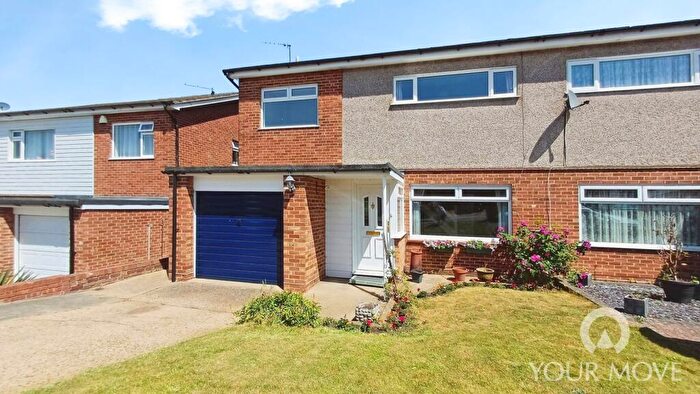 4 Bedroom Semi Detached House For Sale In Havisham Road, Chalk, Kent, DA12