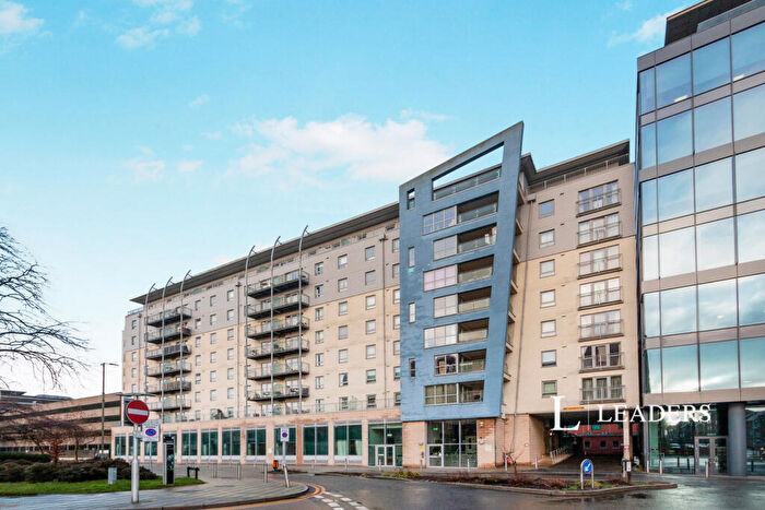 Flat To Rent In Enterprise Place, Church Street East, GU21