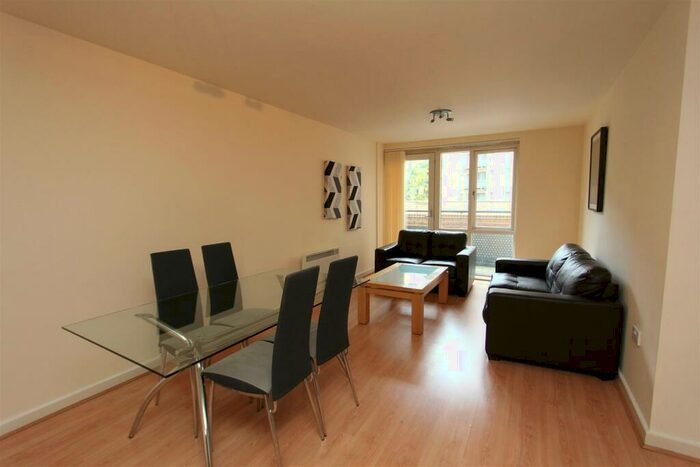 2 Bedroom Flat To Rent In Aspect, Elmwood Lane, LS2