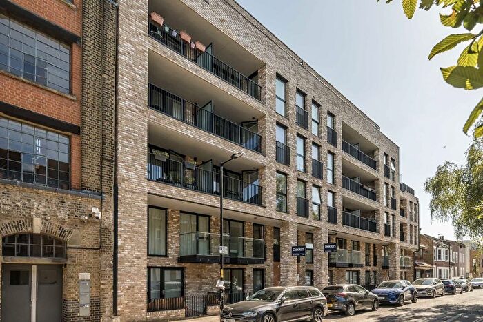2 Bedroom Flat For Sale In Blue Anchor Lane, Bermondsey, SE16
