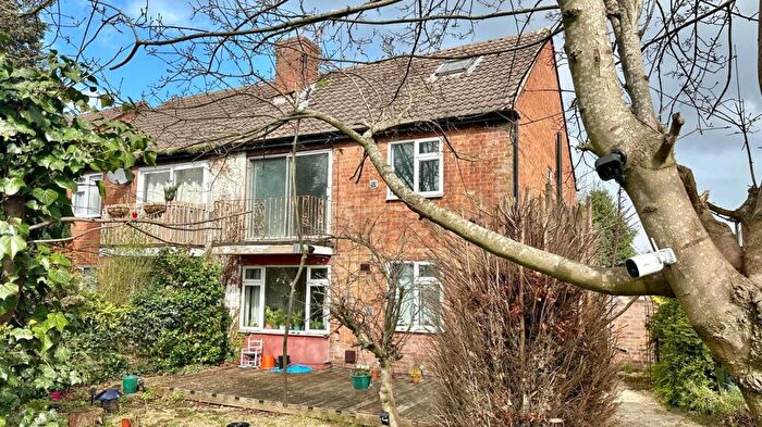 2 Bedroom Apartment For Sale In Stonehouse Lane, Stonehouse Estate, Coventry, CV3