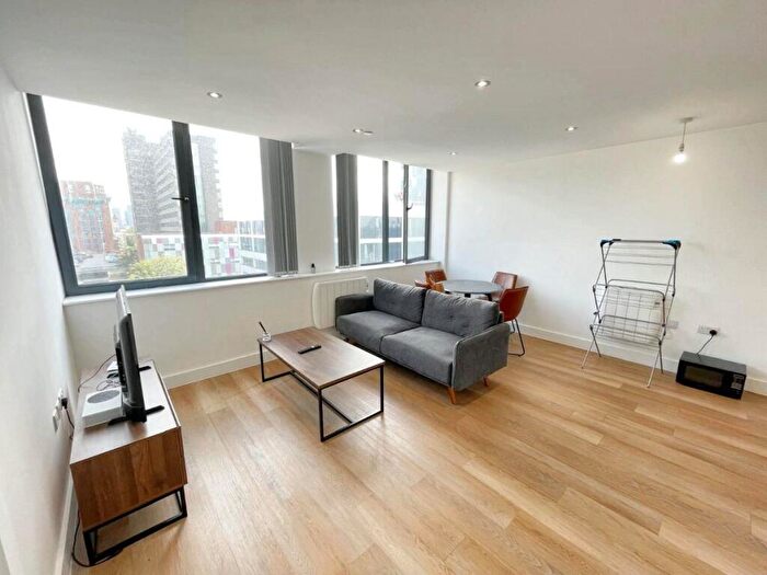 1 Bedroom Apartment For Sale In Alexander House, Old Trafford, M16