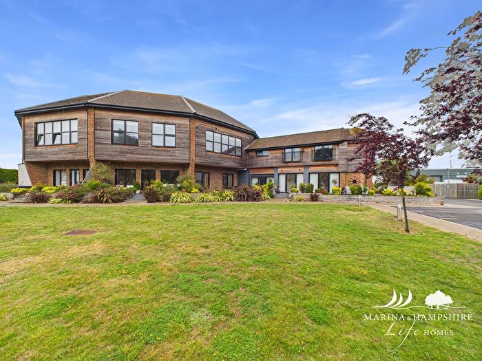 1 Bedroom Flat For Sale In The Round House, Northney Marina, Hayling Island, Hampshire, PO11