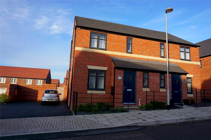 Semi-Detached House To Rent In Proctor Avenue, Lawley Village, Telford, Shorpshire, TF4