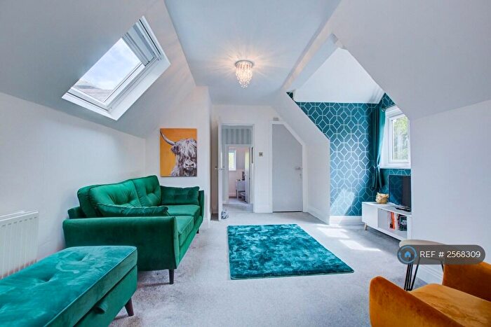 3 Bedroom Penthouse To Rent In Portland House, Bournemouth, BH3