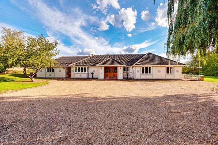 5 Bedroom Detached Bungalow For Sale In Thurlow Road, Withersfield, CB9