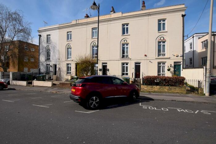 1 Bedroom House To Rent In Henstead Road, Southampton, Hampshire, SO15