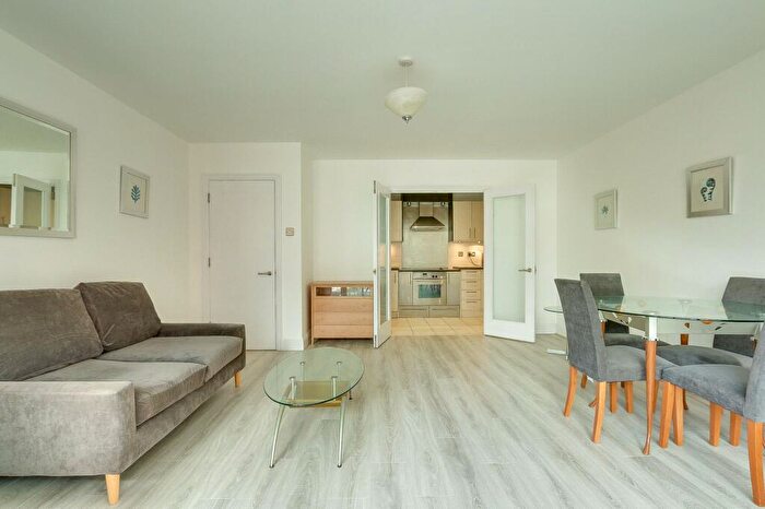 1 Bedroom Flat For Sale In Hertsmere Road, Horizon Building, E14