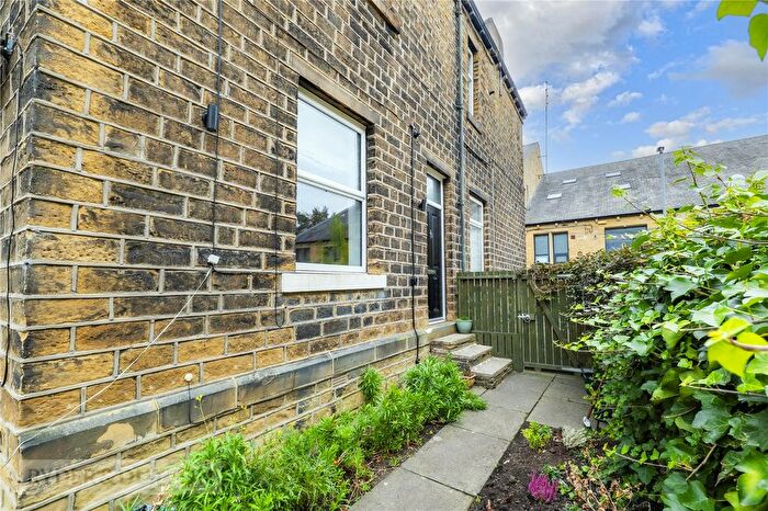 2 Bedroom End Terrace House For Sale In Haigh Street, Lockwood, Huddersfield, Kirklees, HD1