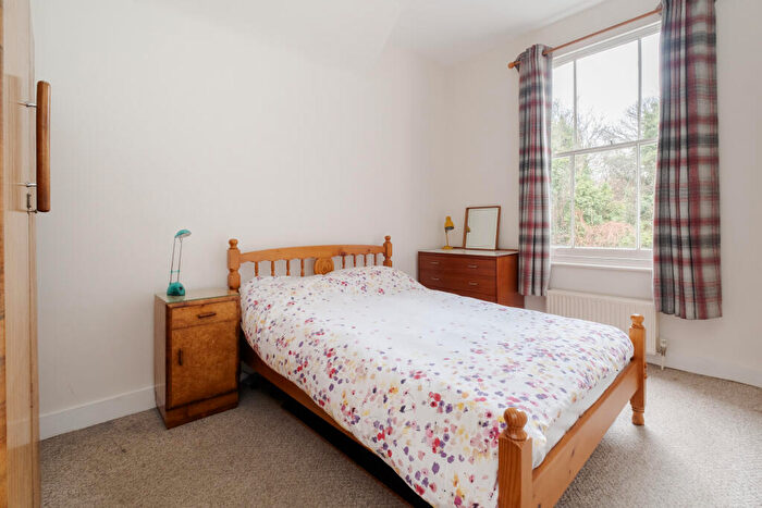 1 Bedroom Flat For Sale In Florence Road, London, N4