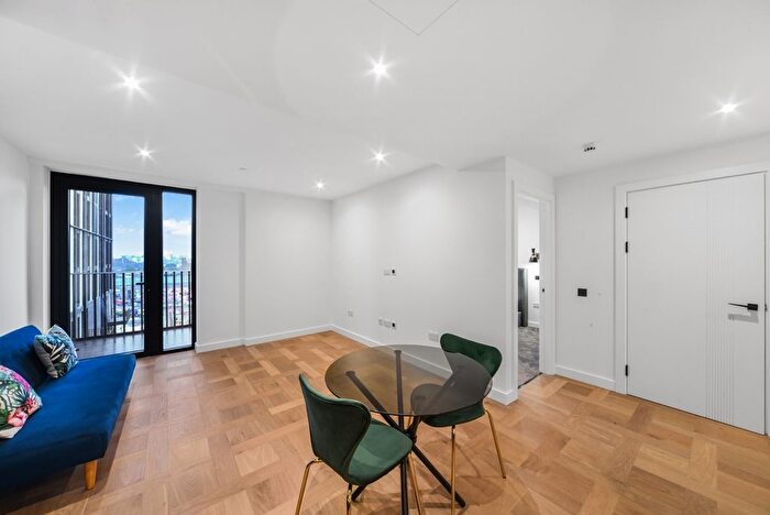 1 Bedroom Flat To Rent In Merino Gardens, London, E1W