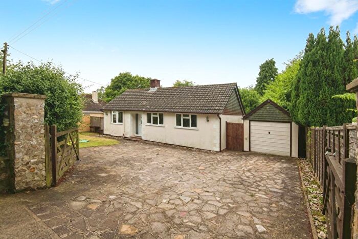 3 Bedroom Detached Bungalow For Sale In Cooks Lane, Axminster, EX13