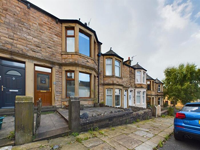 5 Bedroom Terraced House For Sale In Cheltenham Road, Lancaster, LA1