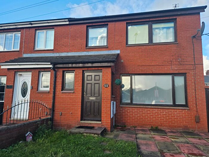 3 Bedroom Semi-Detached House To Rent In Liverpool Road, Warrington, WA5
