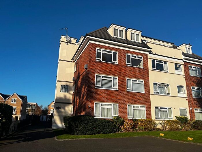 1 Bedroom Flat To Rent In Overbury Avenue, Beckenham, BR3
