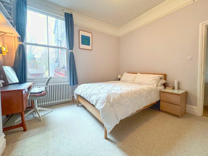 2 Bedroom Flat For Sale In Chevening Road, Queens Park, NW6