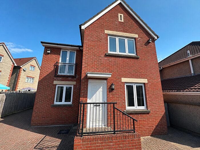2 Bedroom Property To Rent In Fearnville Estate, Clevedon, BS21