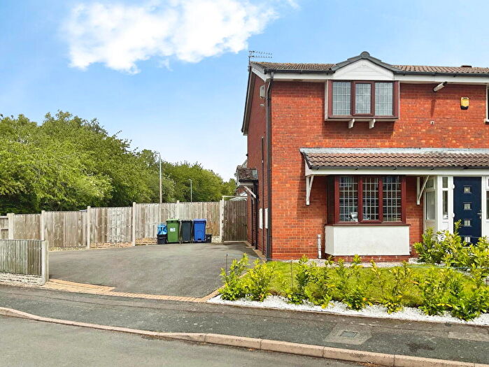 2 Bedroom Semi-Detached House For Sale In Roach Close, Brierley Hill, West Midlands, DY5