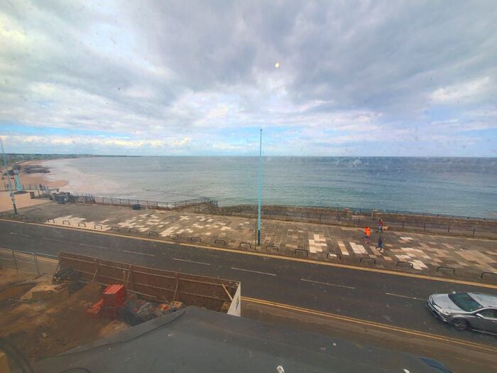 1 Bedroom Flat To Rent In Promenade, Whitley Bay, NE26